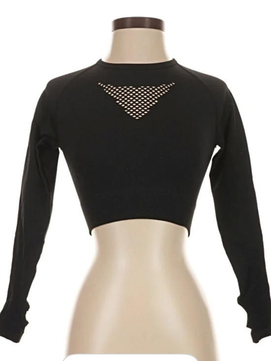 Amazon Tops - Amazon black Spandex workout top with cutout back